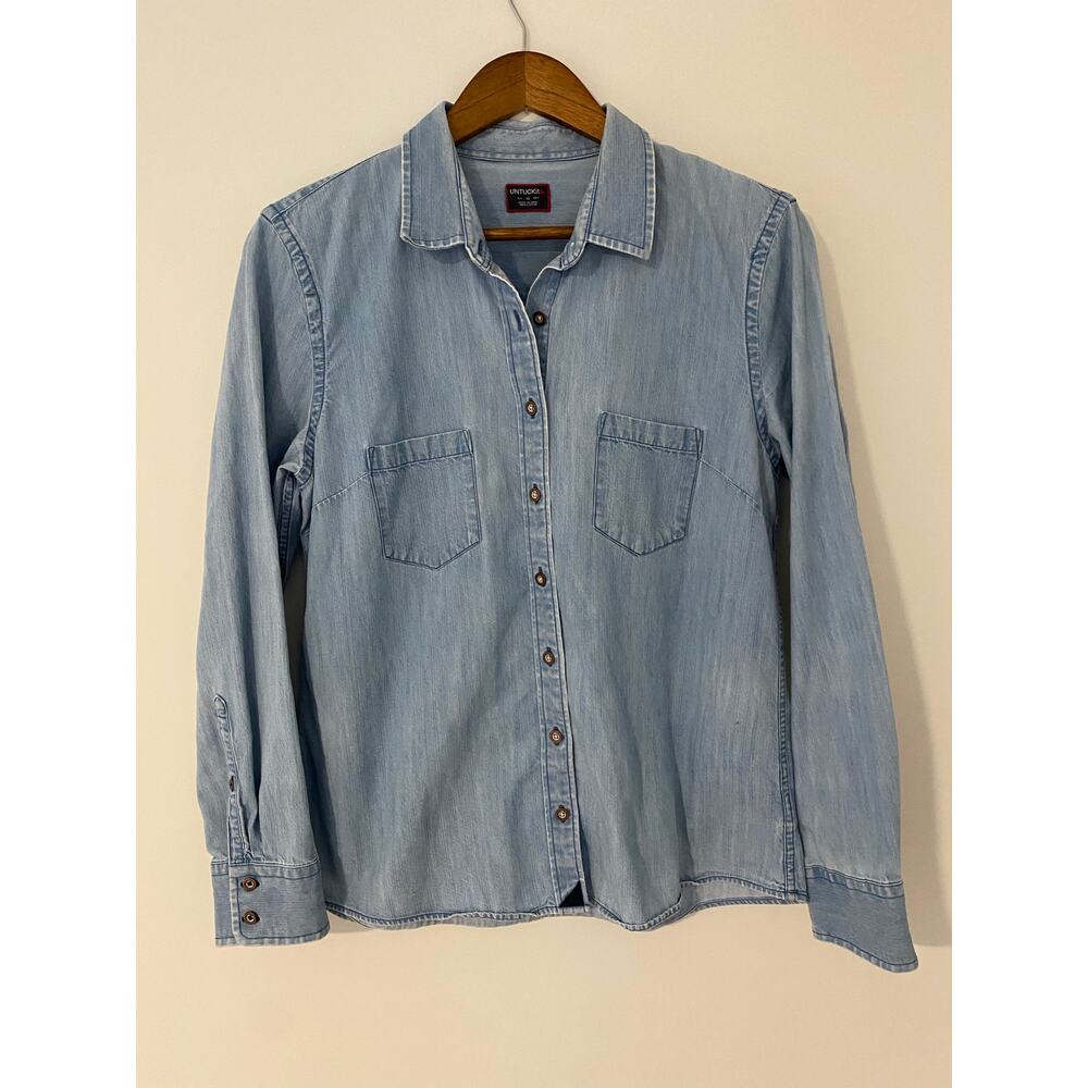 Untuckit Women’s Chambray Denim Blue 100% Cotton Buttondown Top EUC 10 Shirt